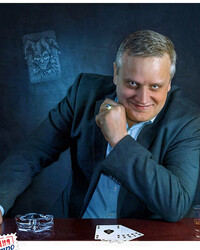 © Andrew Zavgo. Поиграем? Роял Стрит Флеш. Фото.